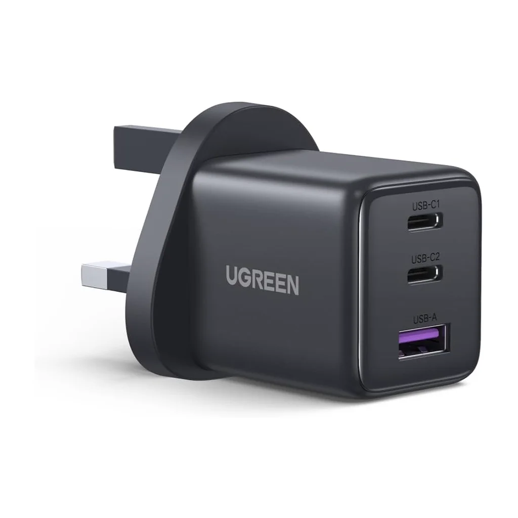 UGREEN X515 30W USB-C fast charger for iPhone 17 Pro Max