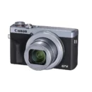 Canon G7 X Mark III silver lens close-up